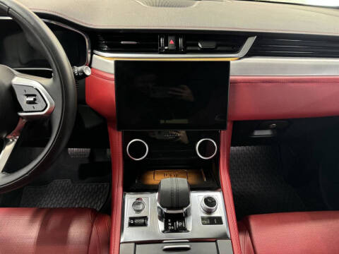 2024 Jaguar F-PACE P400 R-Dynamic S