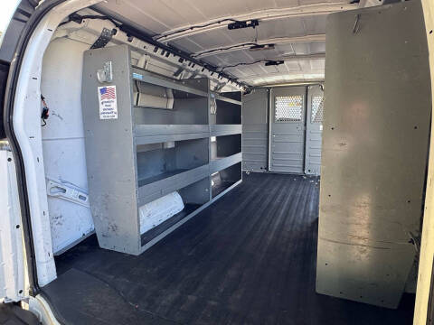 2016 GMC Savana 2500