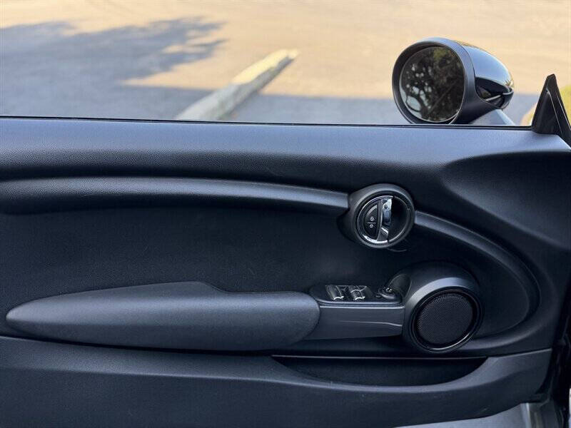 2019 MINI Convertible Cooper