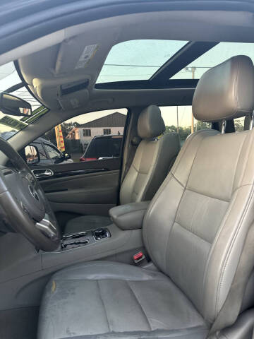 2011 Jeep Grand Cherokee Laredo X