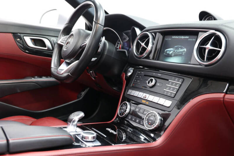 2017 Mercedes-Benz SL-Class