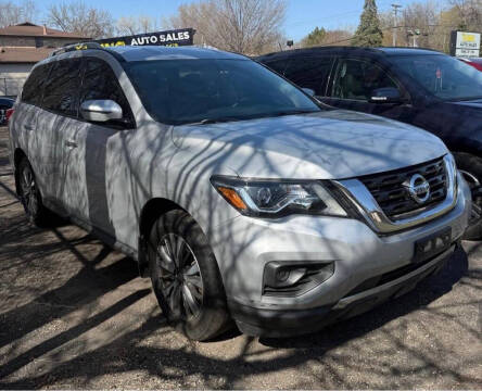 2017 Nissan Pathfinder Platinum