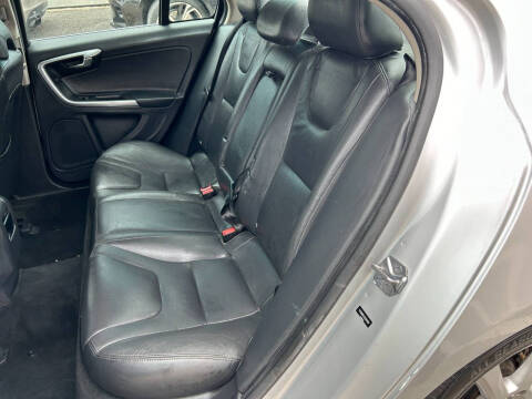 2016 Volvo S60 T5 Drive-E Premier