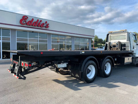 2011 Freightliner M2 112V