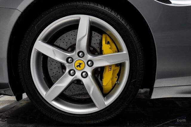 2016 Ferrari California T