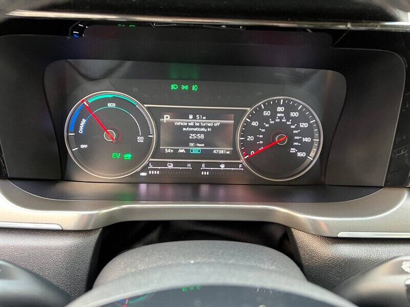 2022 Kia Sorento Plug-In Hybrid SX