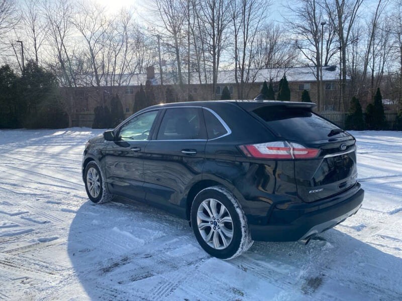 2019 Ford Edge Titanium