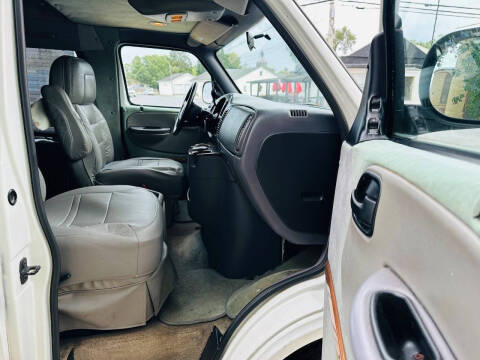 2000 Dodge Ram Van 1500