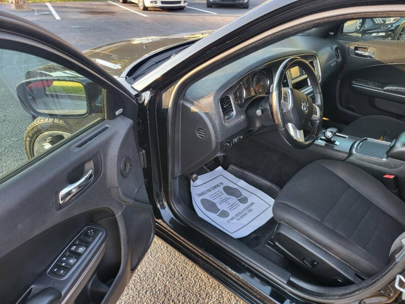 2012 Dodge Charger SXT