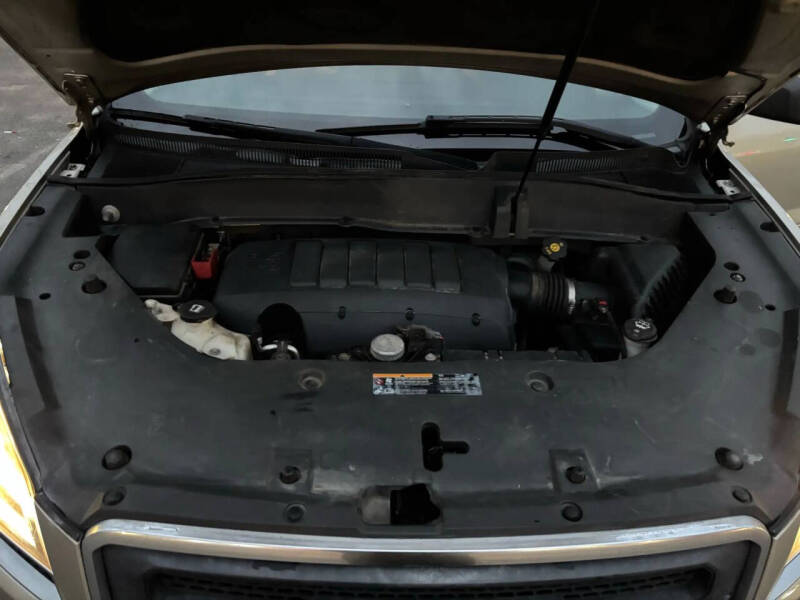 2013 GMC Acadia SLE-2