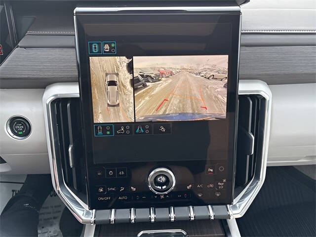 2025 GMC Acadia Denali