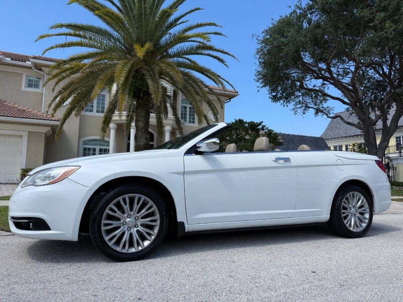 2011 Chrysler 200 Limited