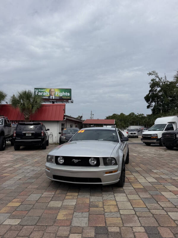 2006 Ford Mustang GT Deluxe