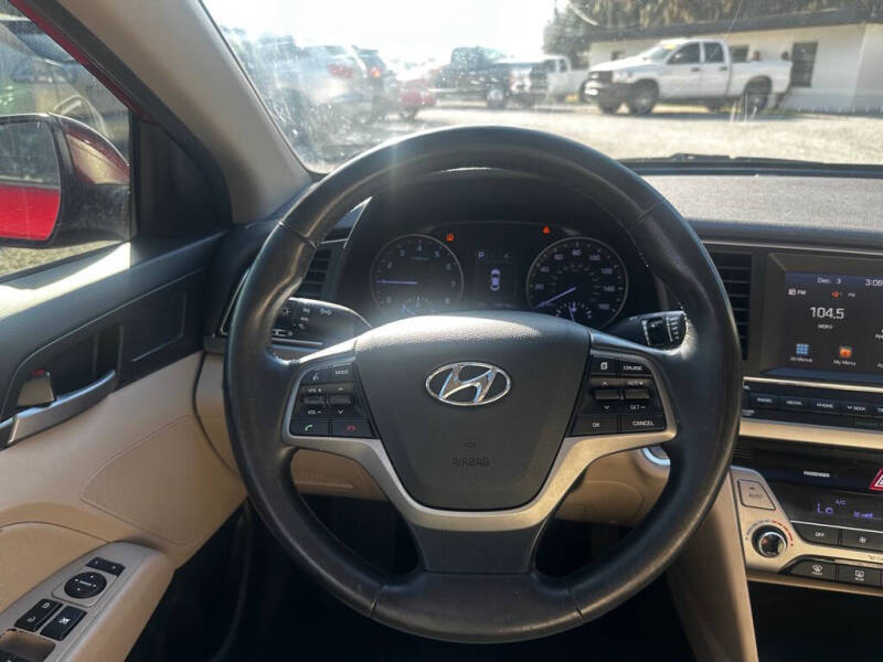 2017 Hyundai Elantra