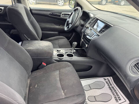 2015 Nissan Pathfinder S