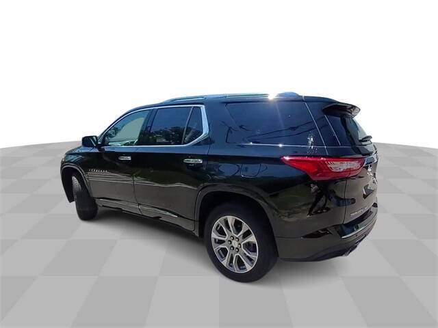 2021 Chevrolet Traverse for sale at Bowman Auto Center in Clarkston, MI