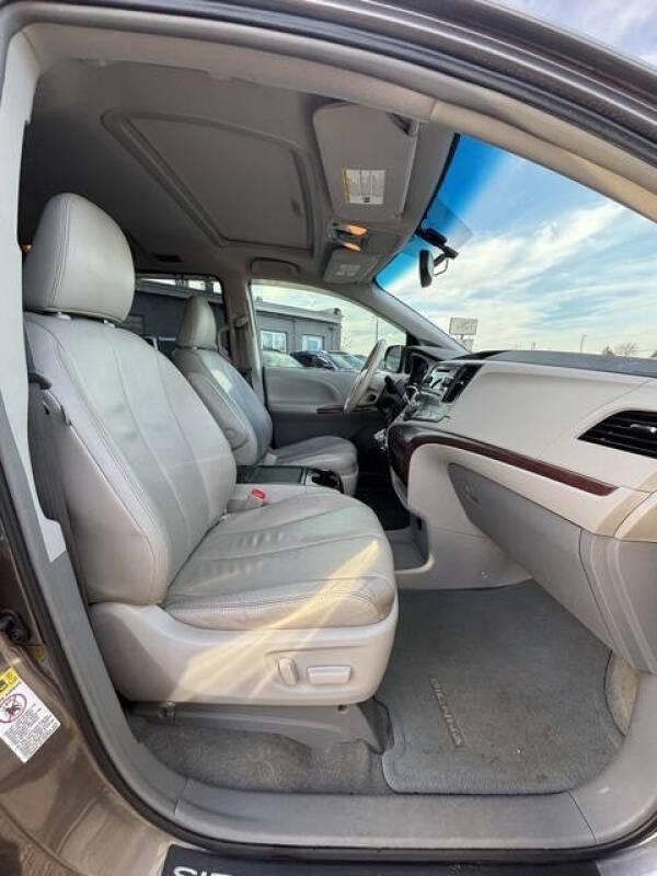 2013 Toyota Sienna