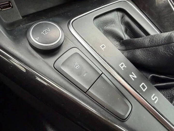 2017 Ford Focus Titanium
