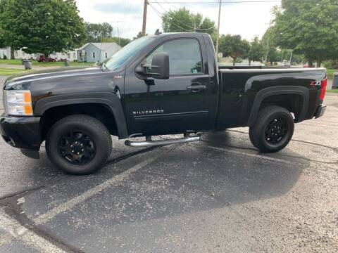 2011 Chevrolet Silverado 1500 for sale at Clarks Auto Sales in Connersville IN