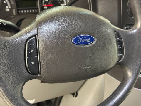 2016 Ford E-Series E-350 SD