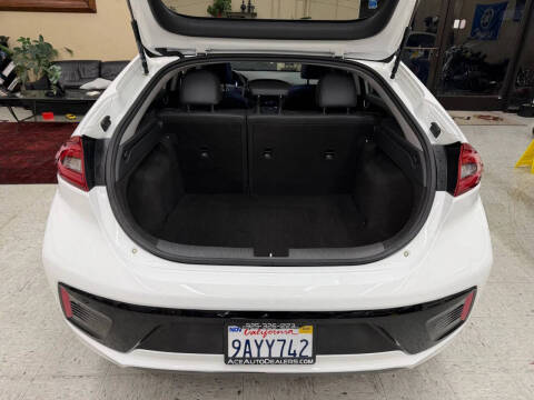 2017 Hyundai Ioniq Hybrid