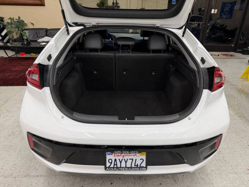 2017 Hyundai Ioniq Hybrid