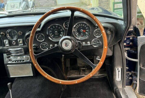 1968 Aston Martin DB6