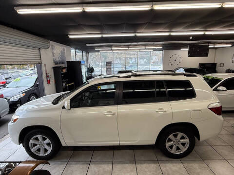 2010 Toyota Highlander SE