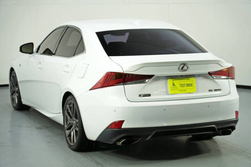 2019 Lexus IS 300