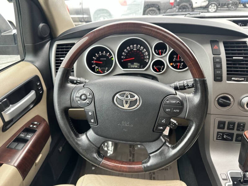2013 Toyota Sequoia Platinum