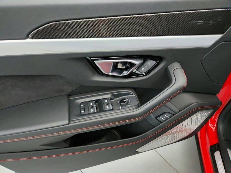 2019 Lamborghini Urus
