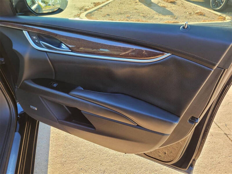 2013 Cadillac XTS Premium Collection