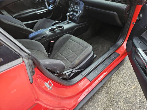 2015 Ford Mustang V6