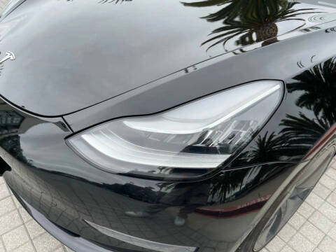 2019 Tesla Model 3 Standard Range Plus