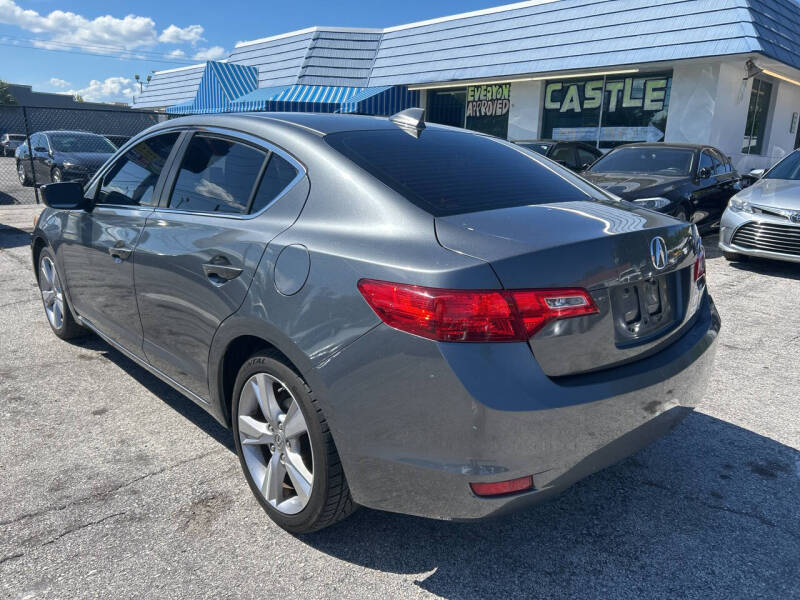 2014 Acura ILX 2.0L w/Tech