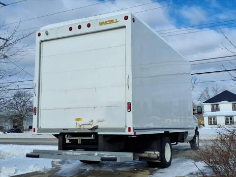 2022 Ford E-Series E-450 SD