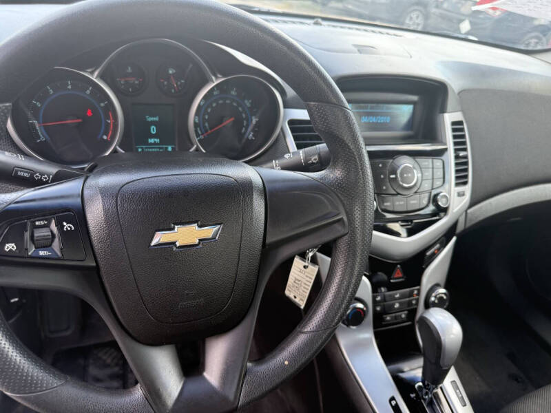 2012 Chevrolet Cruze LT Fleet