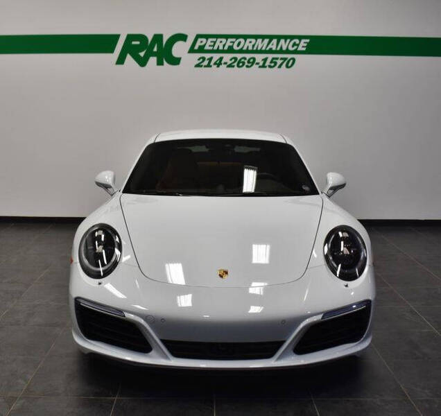 2017 Porsche 911 Carrera 4S