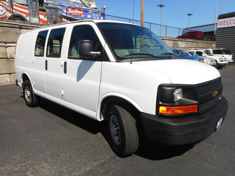 2016 Chevrolet Express 2500
