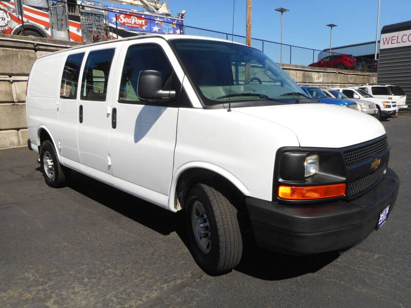 2016 Chevrolet Express 2500