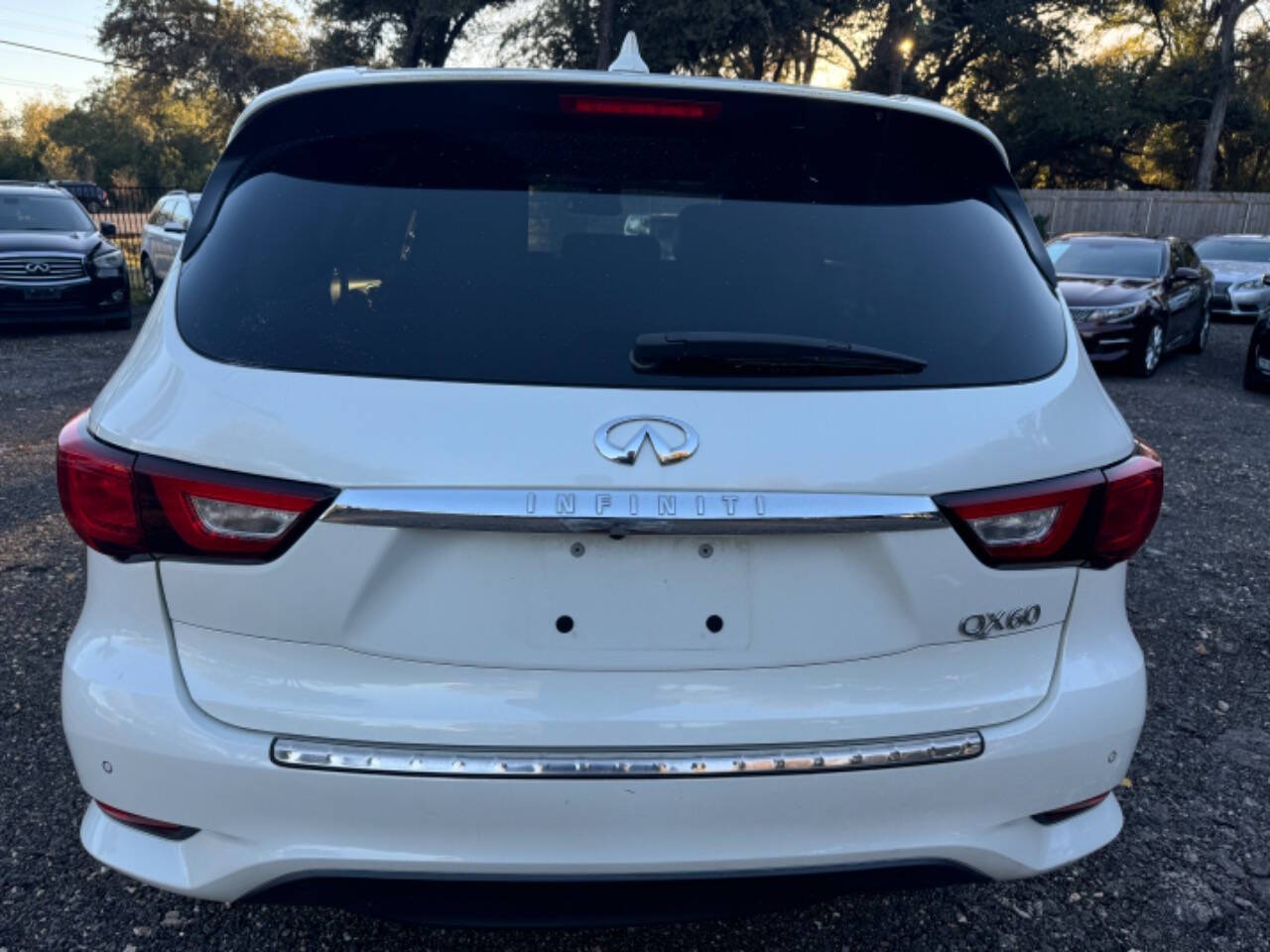 2017 INFINITI QX60 for sale at AUSTIN PREMIER AUTO in Austin, TX