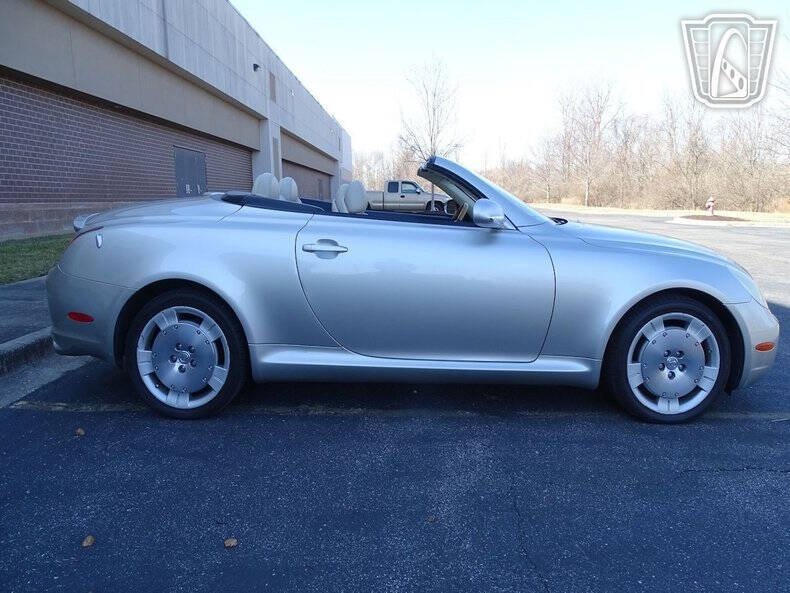 2002 Lexus SC 430