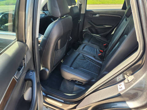 2017 Audi Q5 2.0T quattro Premium Plus