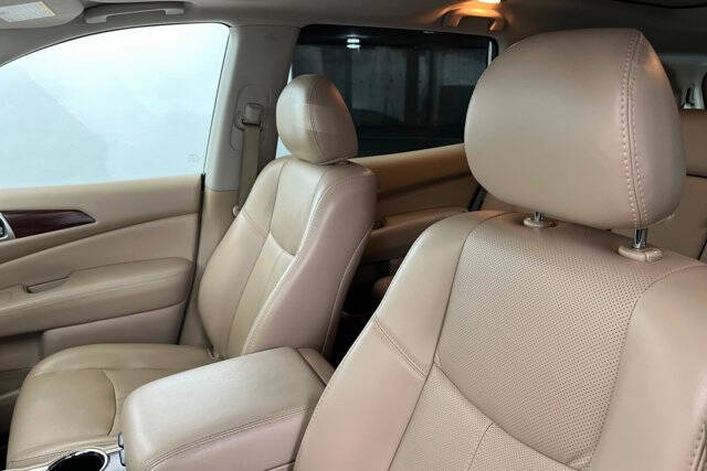 2020 Nissan Pathfinder Platinum