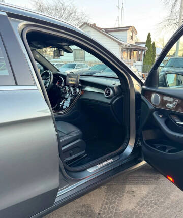 2017 Mercedes-Benz GLC GLC 300 4MATIC