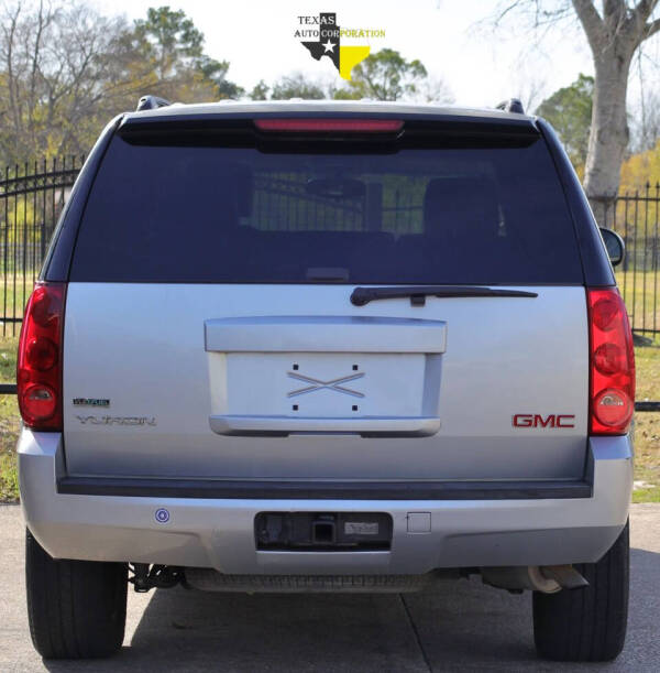 2011 GMC Yukon SLE