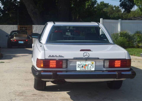 1988 Mercedes-Benz 500-Class