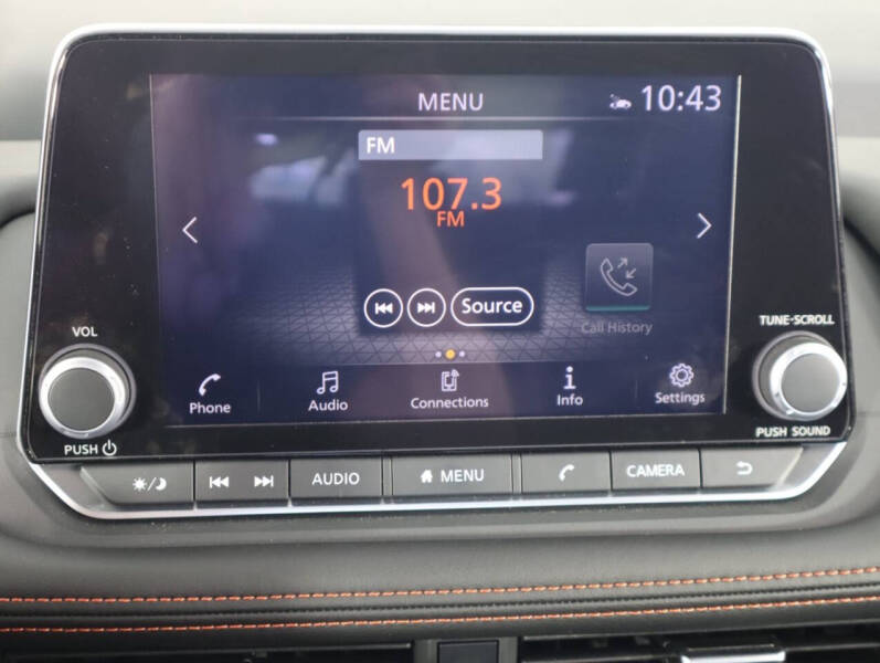 2025 Nissan Rogue Rock Creek