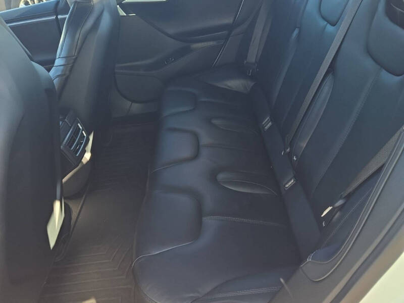 2016 Tesla Model S 85D