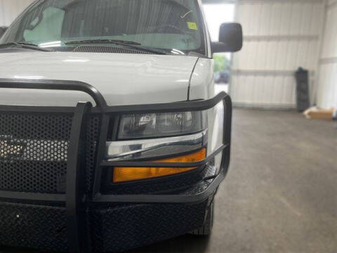 2017 Chevrolet Express LT 3500